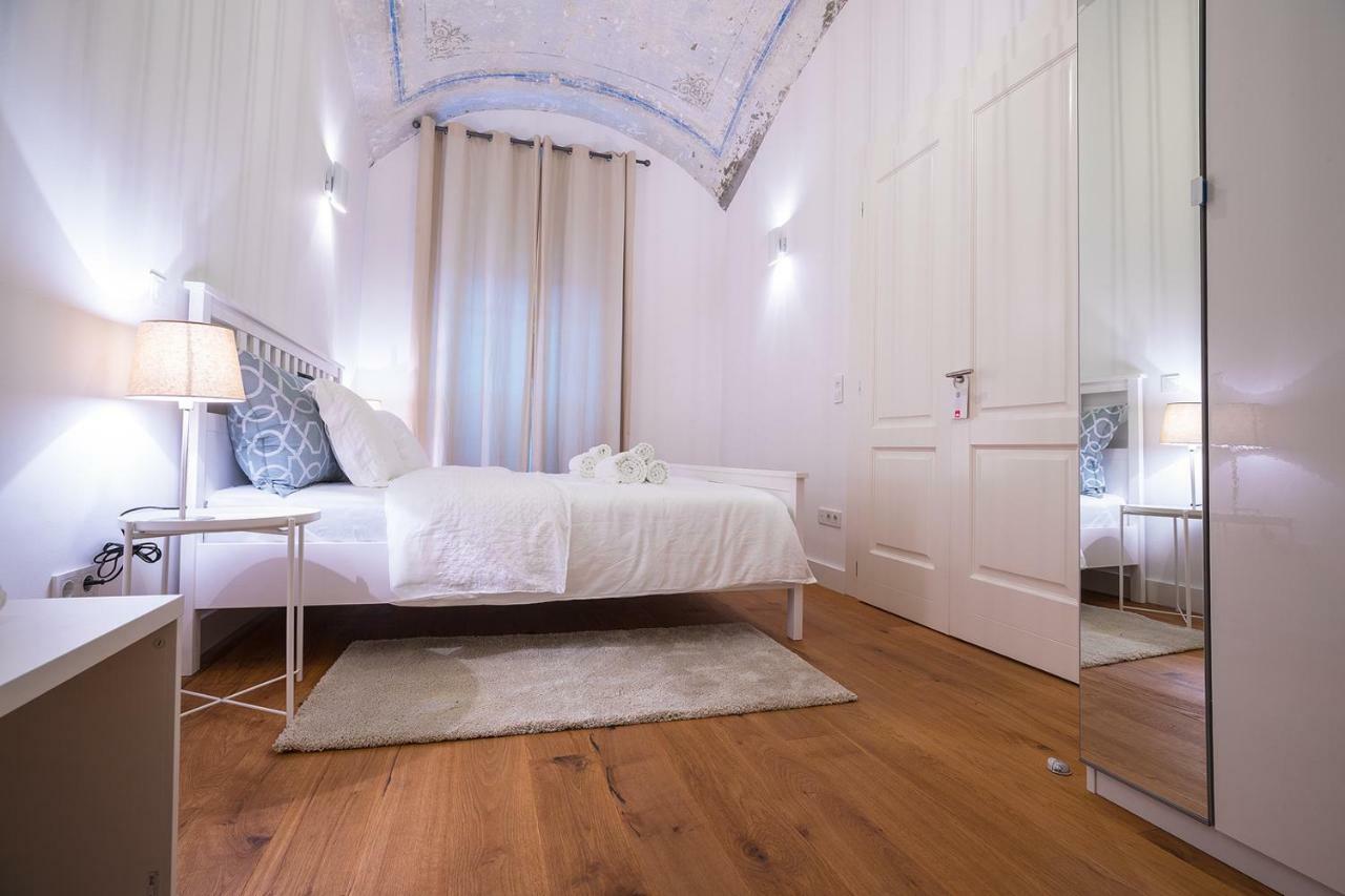 Deluxe Apartment Talia Zagreb Extérieur photo