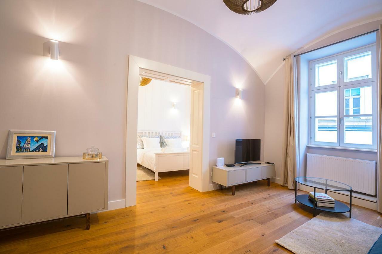 Deluxe Apartment Talia Zagreb Extérieur photo